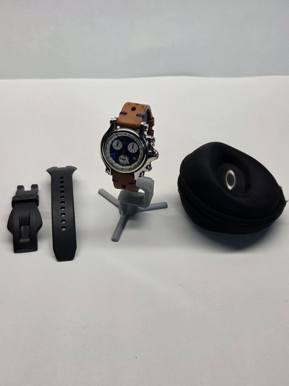 Oakley Holeshot 6 Hand watch 10-218 custom polished with blue face